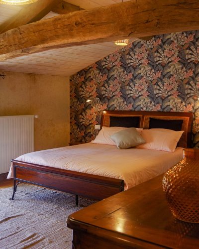 Chambre d'hôtes à la ferme à Bournezeau. Chambre Avoine.